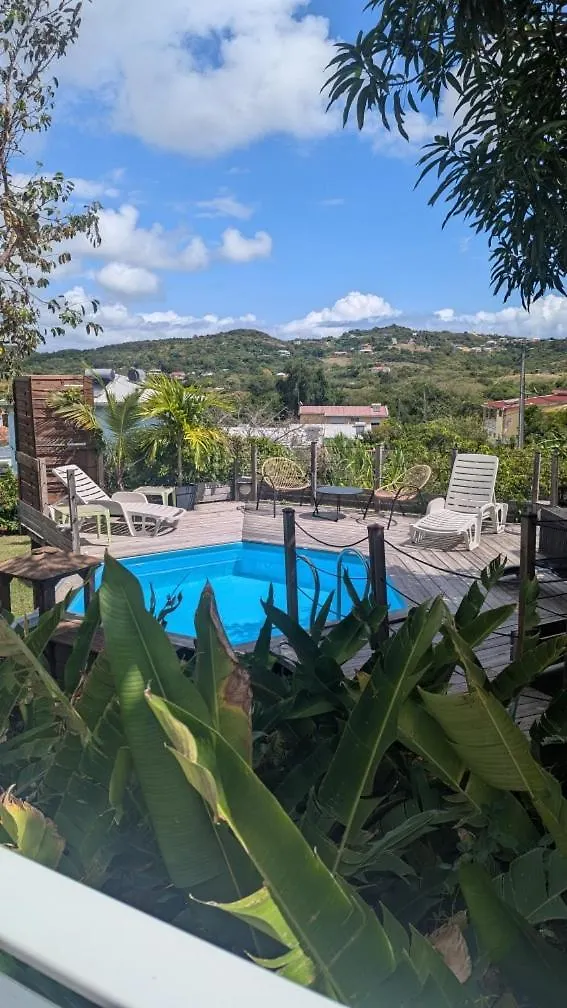 Apartment Ti Kaz Chez Anita Et Bruno F2 Proche Des Plus Belles Plages Sud De La Martinique Sainte-Anne