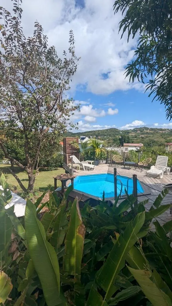 Apartment Ti Kaz Chez Anita Et Bruno F2 Proche Des Plus Belles Plages Sud De La Martinique Sainte-Anne